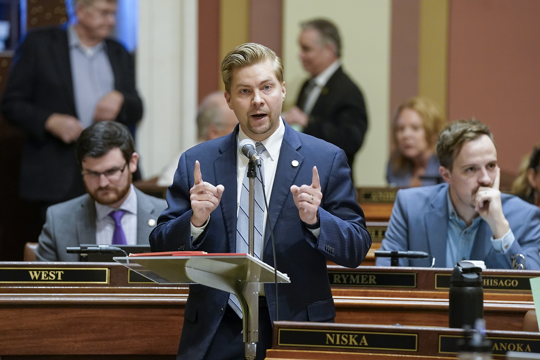 House Majority Leader Harry Niska introduces HF20 on the House Floor Feb. 20. The bill failed to pass and then was tabled. (Photo by Michele Jokinen)